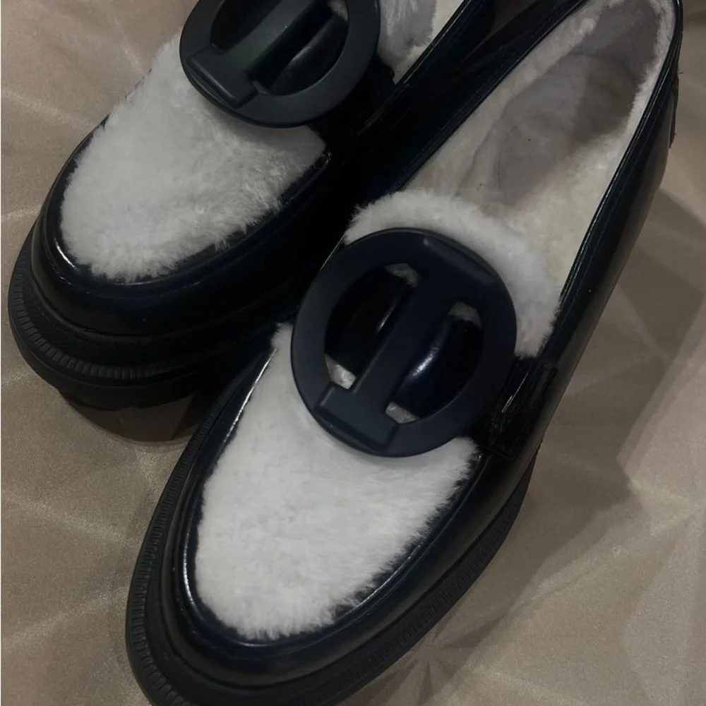Iceberg black & white fur platform leather loafers size EU 39 US 9 NWT - Picture 4 of 10